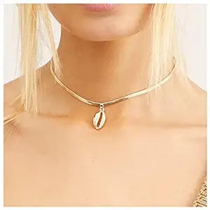 Allereyae Vintage Puka Shell Choker Necklace Gold Cowrie Shell Pendant Necklace Chain Punk Snake Chain Necklace Summer Cowrie Shell Necklace Jewelry for Women and Girls (Gold)