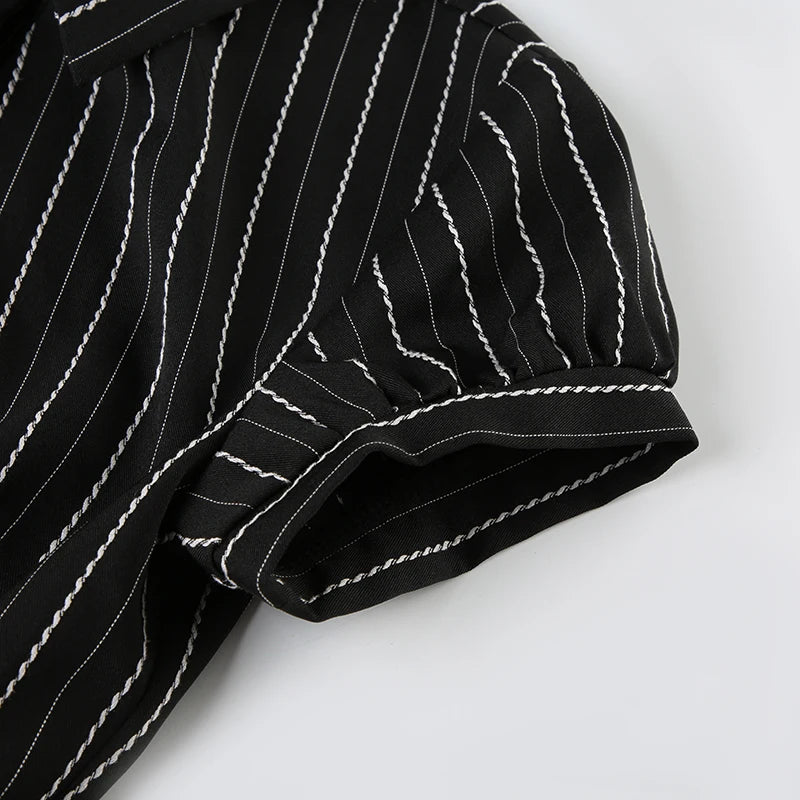 Y2K Black Striped Button-Up Top – Short Puff Sleeve Vintage 2000s Streetwear Blouse